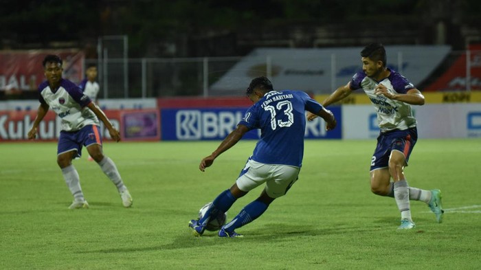 Pemain Persib Bandung Febri Hariyadi.