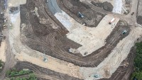 Menurut PT Jakarta Propertindo (Jakpro), pembangunan JIEC yang ditargetkan selesai dalam waktu tiga bulan itu saat ini telah mencapai 28 persen.  