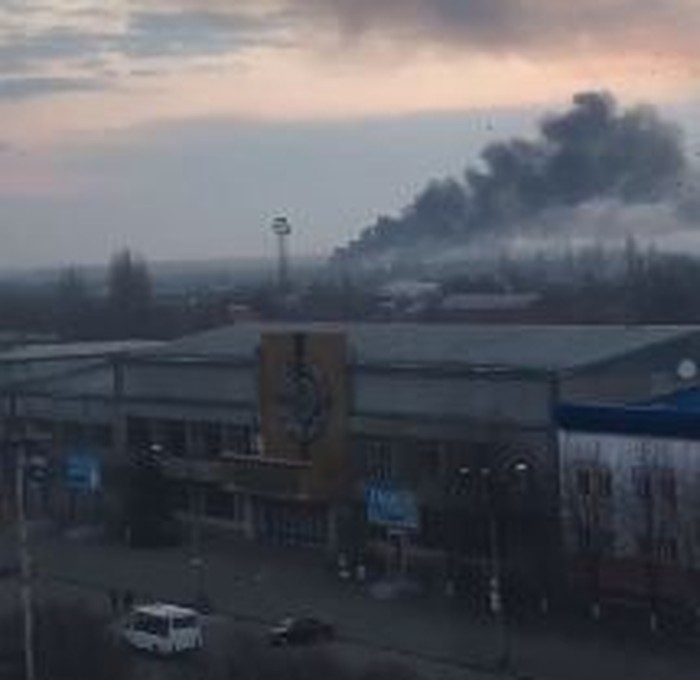 Intel Slava membagikan rekaman yang terjadi di sejumlah kota di Ukraina saat Rusia meluncurkan invasi penuh pada Kamis (24/2/2022) waktu setempat.