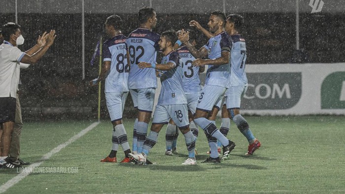 Persela Lamongan.