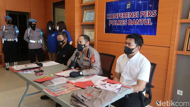Polres Bantul rilis kasus komplotan wartawan gadungan yang melakukan pemerasan, Kamis (24/2/2022).