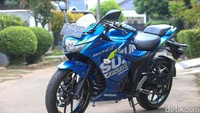 Wujud Suzuki Gixxer SF 250 ini pertama kali nongol pada tahun 2019 silam di pasar India. Perawakannya sangat mengikuti tren sepeda motor di India yang cenderung elegan dan cenderung menghindari desain agresif. Foto: Grandyos Zafna