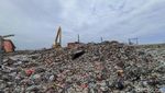 Menyengat Bau Busuk Dekat Giant Sea Wall Jakarta Gegara Sampah Menumpuk