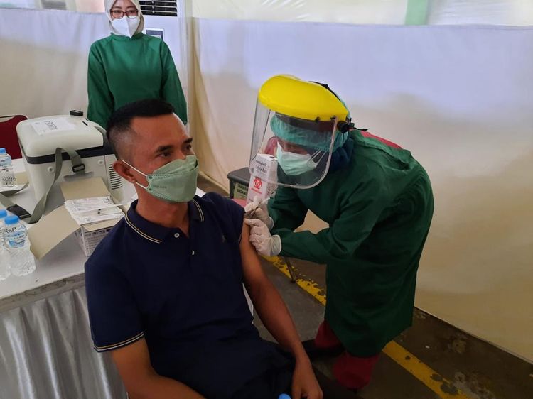 Vaksinasi Booster untuk Pekerja Industri Terus Dikebut