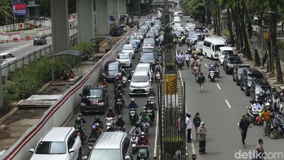 Ada Aksi PA 212, Jalan Rasuna Said Macet Panjang