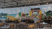 Di Pontianak sendiri ada sekitar 6 cabang Aming Coffee, sementara Starbucks cuma ada 3. Belum ditambah dengan cabang di kota lainnya seperti Singkawang, Sanggau, Sintang hingga Mempawah. Aming Coffee jelas lebih menang dari Starbucks. (Wahyu Setyo Widodo/detikTravel)