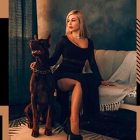 Dia memiliki followers Instagram lebih dari 27 ribu. Tak jarang, dia menjadi model dengan melakukan pemotretan. Foto: dok. Instagram