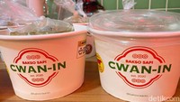 Nama Cwan In sengaja dipilih karena pelafalannya mirip Cuan atau berarti Keuntungan. Harapannya bisnis ini akan memberikan cuan.
