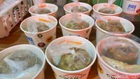 Ke depannya, Bakso Cwan In ingin berinovasi. Mereka ingin menambahkan pelengkap daging iga, kikil, hingga babat.