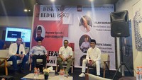 Kegiatan ini menghadirkan Penasehat Kepala Kepolisian Republik Indonesia, Andy Soebjakto sebagai keynote speech, penulis sekaligus Direktur Jaringan Moderat Indonesia Islah Bahrawi, Direktur Eksekutif Imparsial Al Araf, dan Wakil Ketua Khotib Syuriah PW NU DKI Jakarta Taufik Damas.