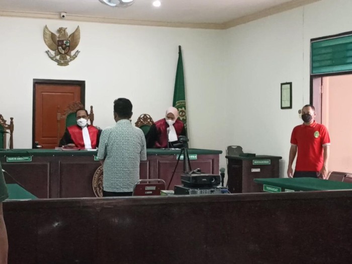 Gelar Wayangan Saat PPKM Level 4, Anggota DPRD Tulungagung Didenda Rp 12,5 Juta