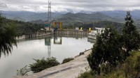 Sementara PLTA Malea berkapasitas 90 MW yang berada di Tana Toraja, Sulawesi Selatan dikembangkan oleh PT Malea Energy, anak usaha PT Bukaka Teknik Utama.