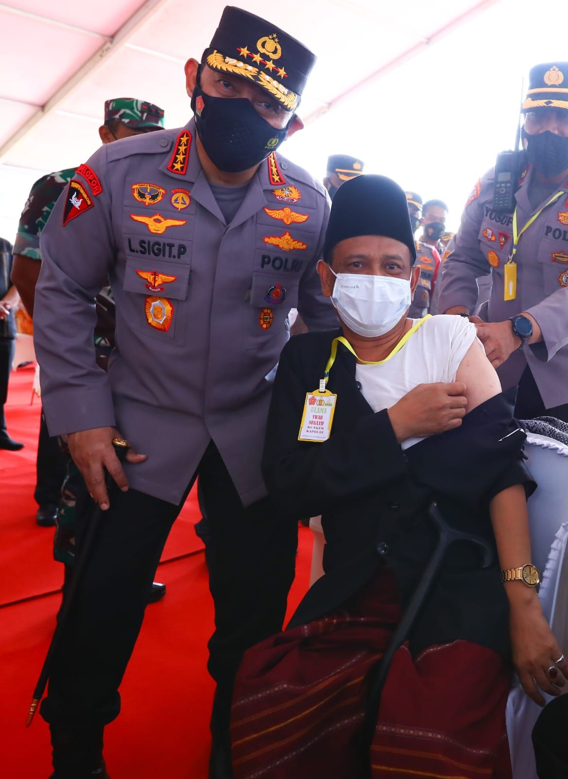 Kapolri Jenderal Listyo Sigit Prabowo meninjau akselerasi vaksinasi di Provinsi Aceh