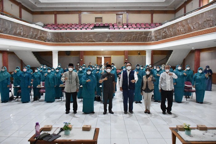 Kebut Vaksinasi, Bupati Bandung Mau Tambah 300 Tenaga Kesehatan