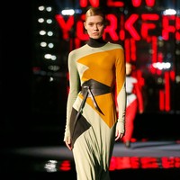 Fashion show koleksi terbaru Tory Burch Fall/Winter 2022. Foto: Dok. Tory Burch.