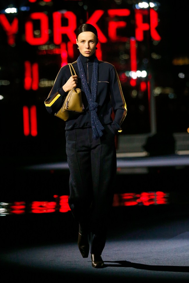 Fashion show koleksi terbaru Tory Burch Fall/Winter 2022. Foto: Dok. Tory Burch.