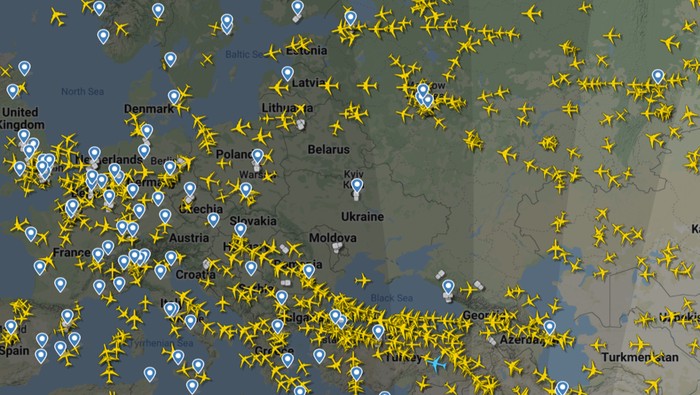 Langit Ukraina Dipantau dari FlightRadar24 Saat Invasi Rusia