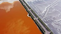 Adalah Danau Garam Yuncheng, Laut Mati China yang penuh warna. Juga dikenal sebagai Danau Xiechi lokasinya berada di Provinsi Shanxi, China.