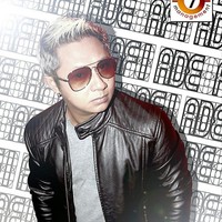 Ingat yang satu ini? Beginilah penampilan Ade Alfonso Pattihahuan pemenang AFI tahun 2005. Saat ini pria asal Manado itu sudah berkeluarga dan memiliki seorang anak. Foto: Instagram