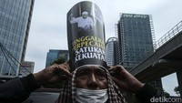 Salah satunya tuntutan mereka adalah meminta agar Perdana Menteri India diseret ke pengadilan HAM internasional.