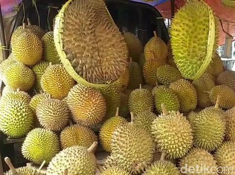 durian pasar wisata cheng hoo