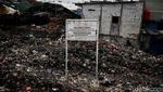Pesisir Jakarta Kembali Dikepung Lautan Sampah
