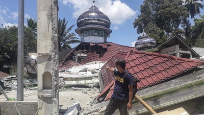 Potret Kerusakan Akibat Gempa di Sumbar
