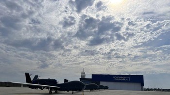Drone itu sangat mahal, harganya di kisaran USD 220 juta atau lebih dari Rp 3 triliun. Foto: Northrop Grumman