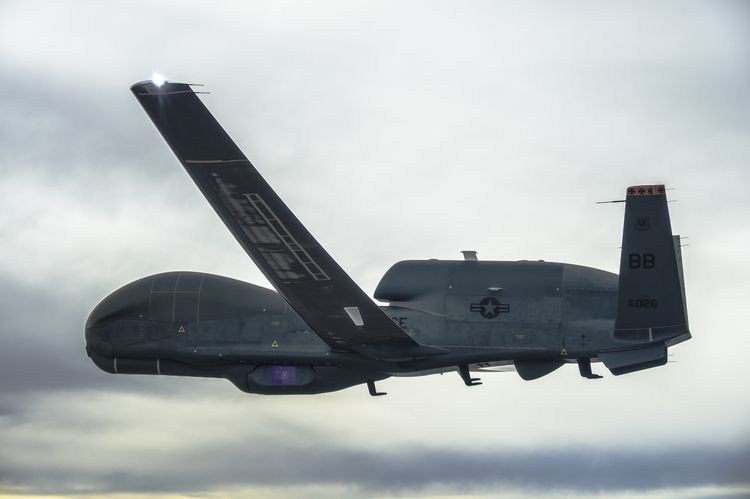 RQ-4 Global Hawk RQ-4 Global Hawk