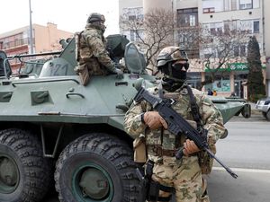Kecaman Kawan dan Lawan ke Putin Kala Rusia Serang Ukraina