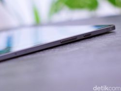 Unboxing Galaxy Tab S8 Ultra, Tablet Raksasa Samsung Harga Rp 20 Juta