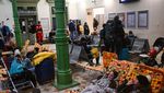 Potret Stasiun Kereta Polandia Jadi Tempat Pengungsian Warga Ukraina