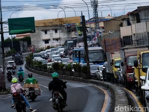 Usai Hujan, Terbitlah Macet