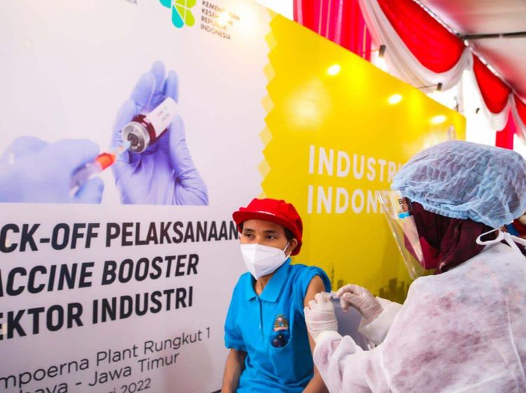 Vaksinasi Booster untuk Sektor Industri Dikebut