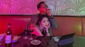 Intip Momen Vanessa Khong dan Indra Kenz Saat Kulineran di Luar Negeri