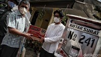Pemerintah meminta masyarakat memiliki tanggung jawab yang tinggi dan kolektif untuk mematuhi protokol kesehatan. Karena untuk menekan wabah Corona, dimulai dari menekan angka penularan.