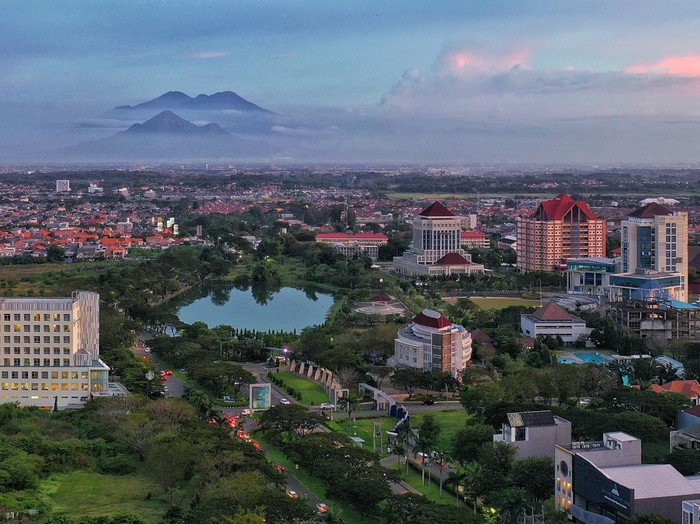 Danau Unesa Lidah Surabaya