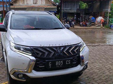 Deretan mobil berpelat cantik milik 'Sultan' Siwalan Pekalongan.