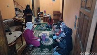 Lilis menuturkan pihaknya dalam kasus penipuan terduga pelaku IR mengalami kerugian paling besar diantara korban lainnya. Bahkan, kata dia, jumlahnya bisa mencapai ratusan juta. 
