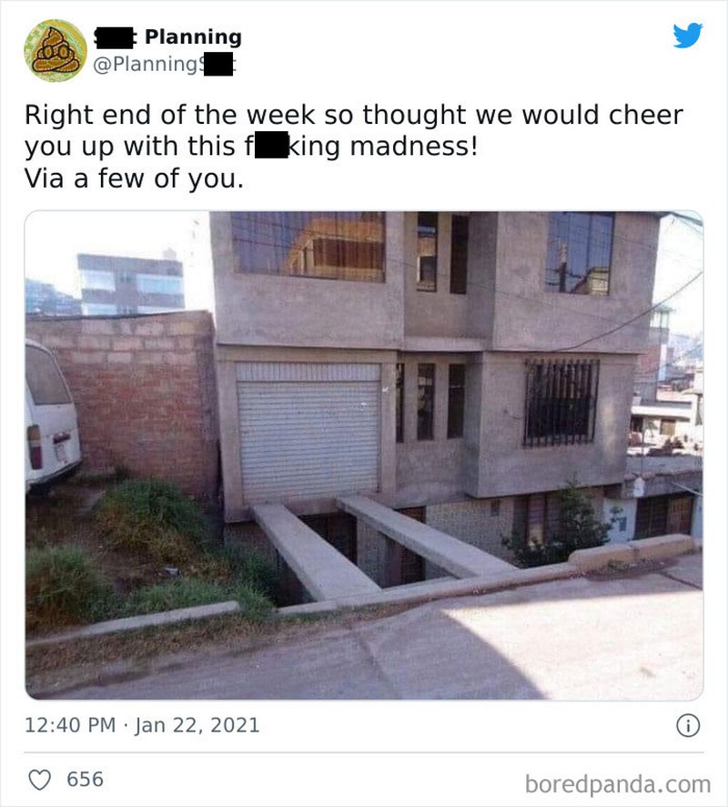 Ini agak unik sih ya, kenapa kepikiran pintu diletakkan di depan pilarnya begitu ya, detikers? Foto: PlanningS via Bored Panda