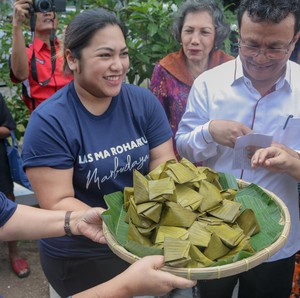Kerri Na Basaria, Putri Luhut Panjaitan Berkarya di Tengah Bayangan Ayah