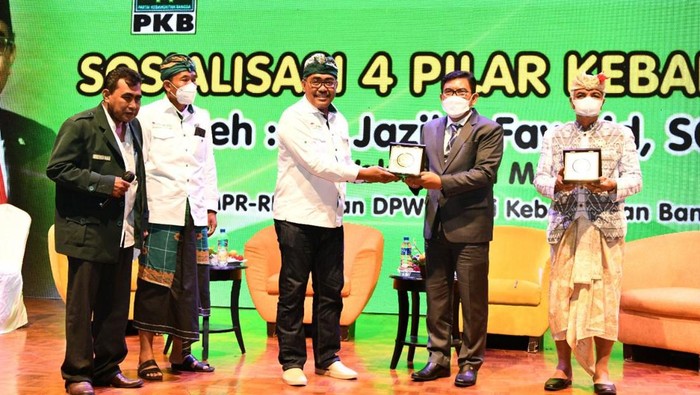 MPR RI