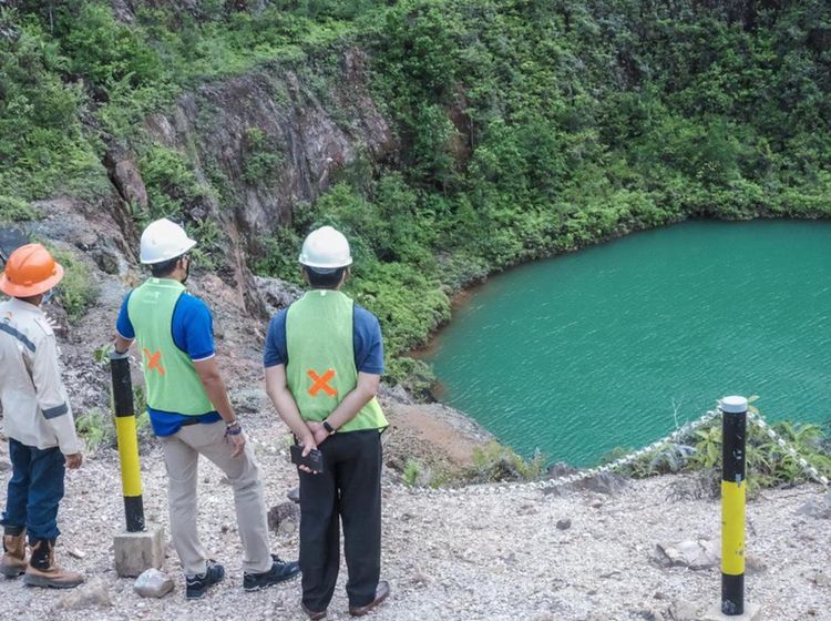 Open Pit Nam Salu, Terbentuk Sebelum Zaman Dinosaurus