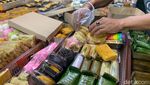 Meriahnya Pasar Kue Subuh di Blok M, Pusatnya Jajanan Pasar Murah!
