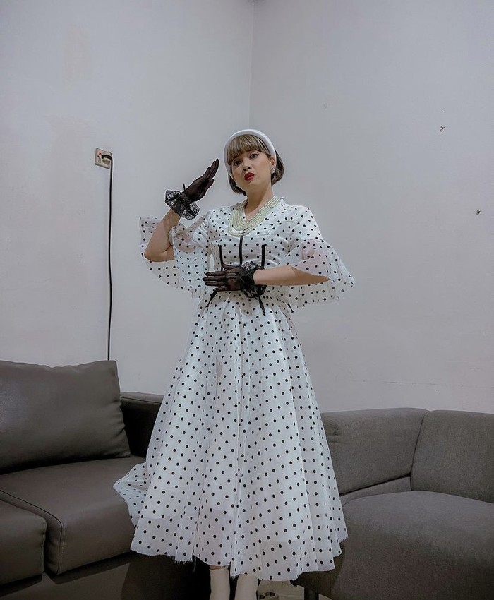 Serunya Gaya Kulineran Chika Jessica yang Hobi Ngopi Serunya Gaya Kulineran Chika Jessica yang Hobi Ngopi