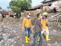 Banjir Bandang Di Brebes: 70 Rumah Rusak, 10 Di Antaranya Hanyut