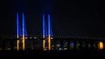 Bendera Ukraina Terangi Bangunan Ikonik Sejumlah Negara