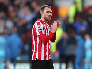 Eriksen Comeback, Brentford Tumbang Lawan Newcastle