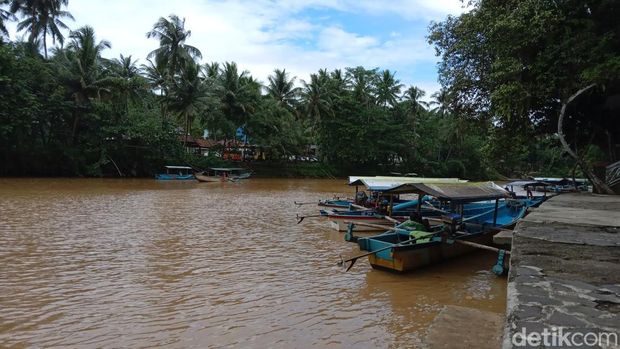 Dermaga di Sugai Cijulang.