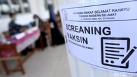 Rombongan nakes gabungan IPDN Kemendagri, TNI AL dan relawan covid-19 ini telah berhasil memberikan vaksinasi kepada 4.709 orang di Kabupaten Batang dan hari ini akselerasi vaksin Covid-19 dilakukan di Kabupaten Kendal dengan jumlah masyarakat yang di vaksin sebanyak 3.089 orang. 